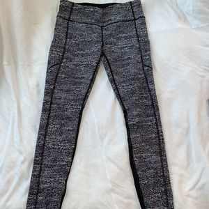 Lulu lemon athletic leggings